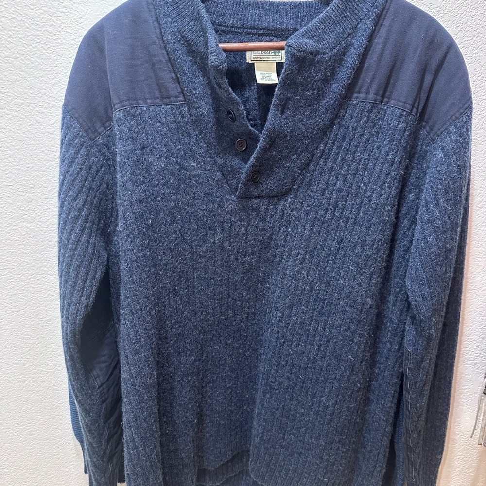 L. L Bean Men's Blue Sweater